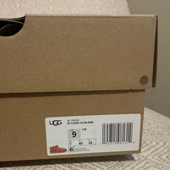 UGG classic ultra mini boot in chestnut - Picture 7 of 8